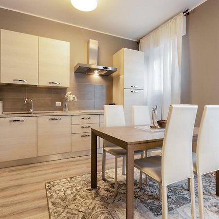 Verona Borgo Roma Apartment ภายนอก รูปภาพ